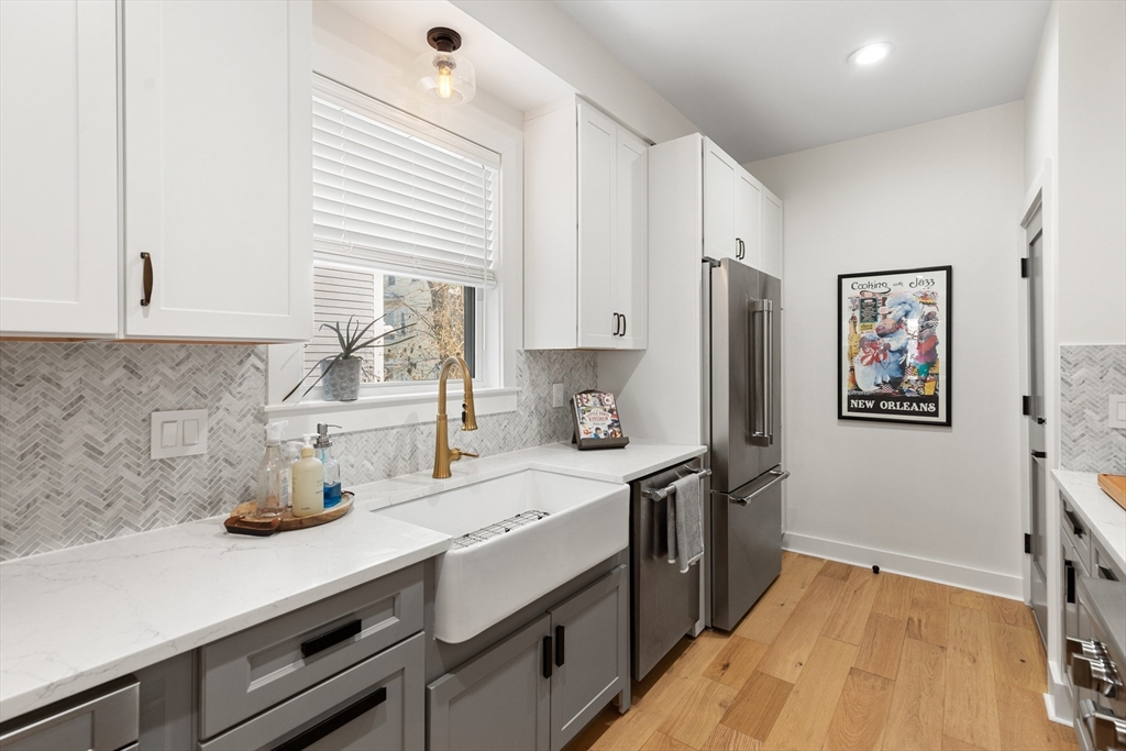 161 Lowell Street, Unit 1 Somerville, MA 02143 - Photo 10 of 33