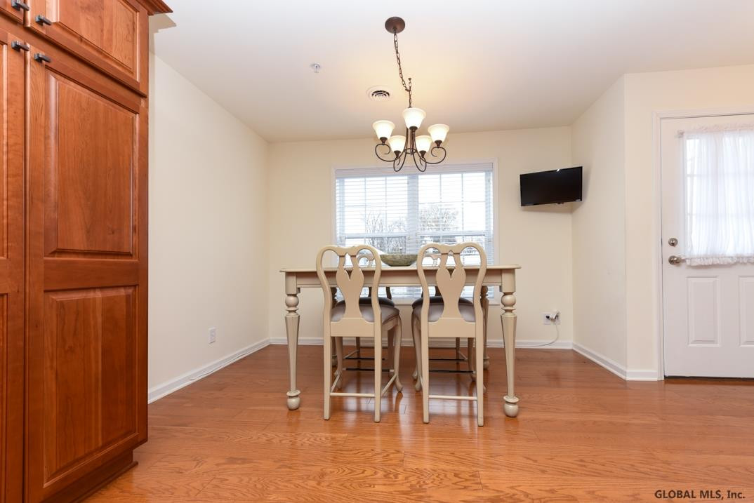 2000-24 Curry Road, Unit 24 Schenectady, NY 12303 - Photo 4 of 13 Photo 4