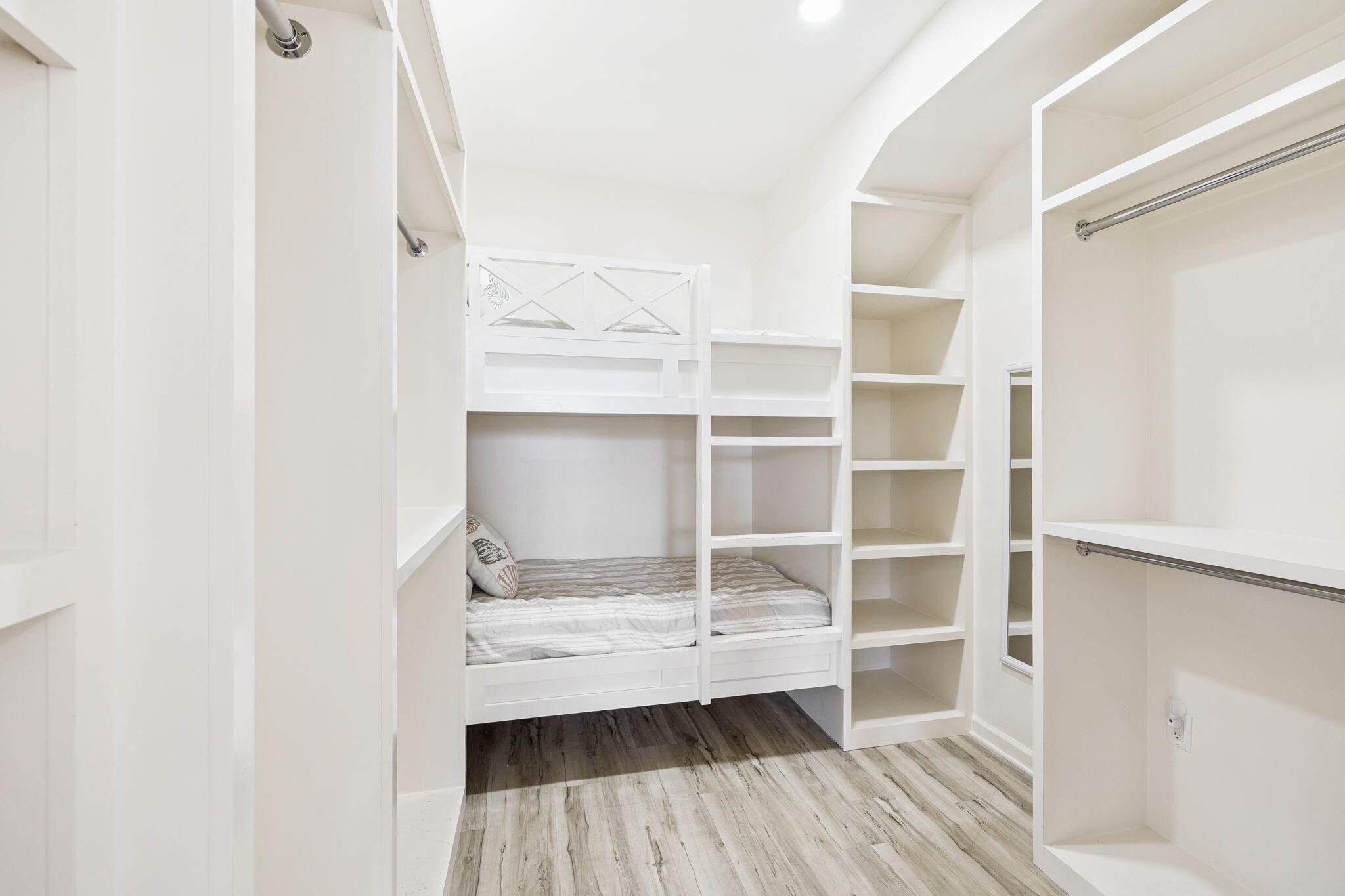 4726 Serendipity Pointe Destin, FL 32541 - Photo 72 of 98 Array_4726SerendipityPointe-76