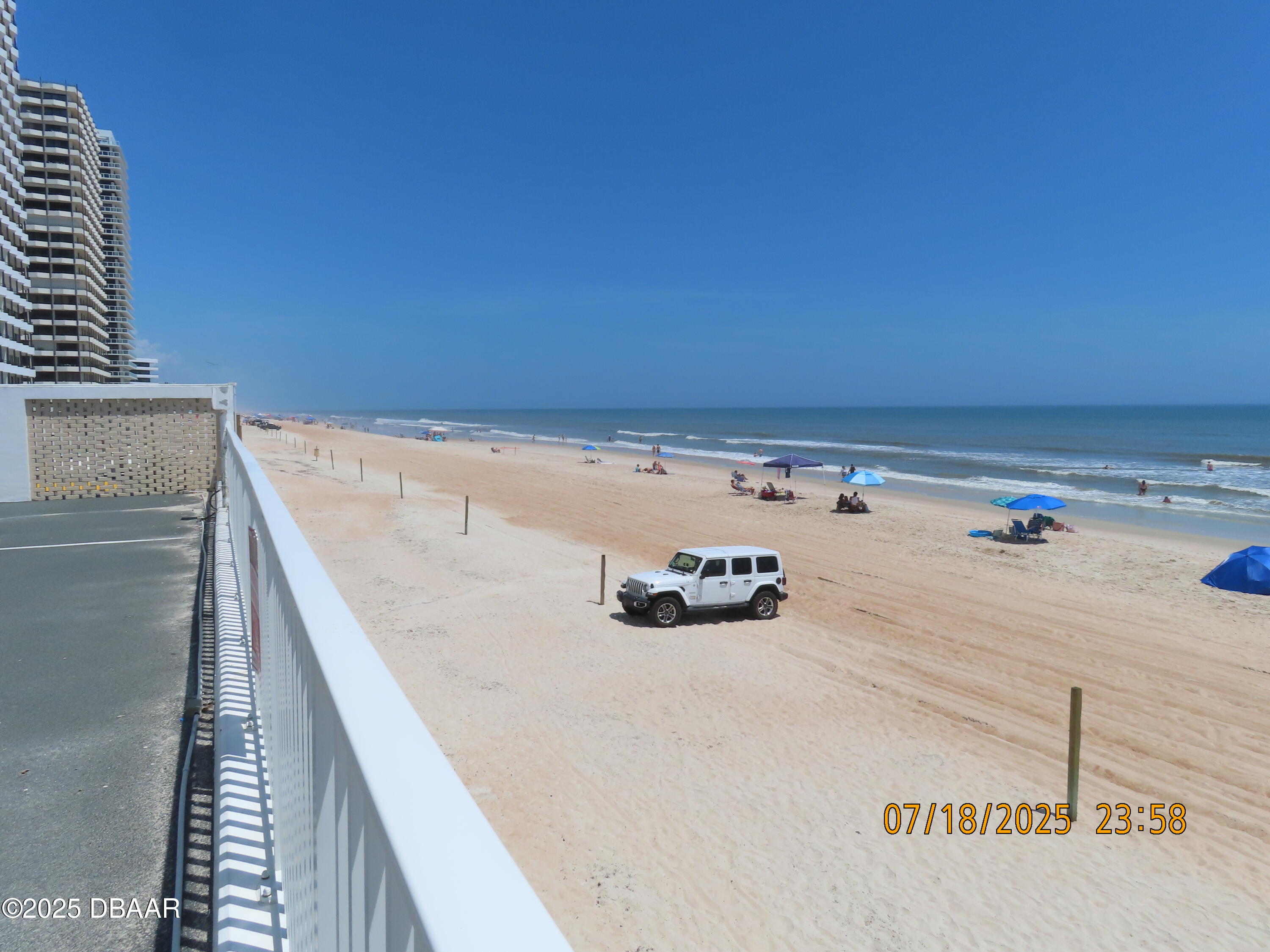 2800 North Atlantic Avenue, Unit 1206 Daytona Beach, FL 32118 - Photo 4 of 27 a view of washer and dryer
