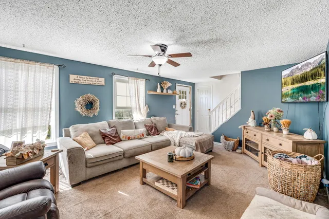 $595,000 | 317 Cross Road, Cushing, ME 04563