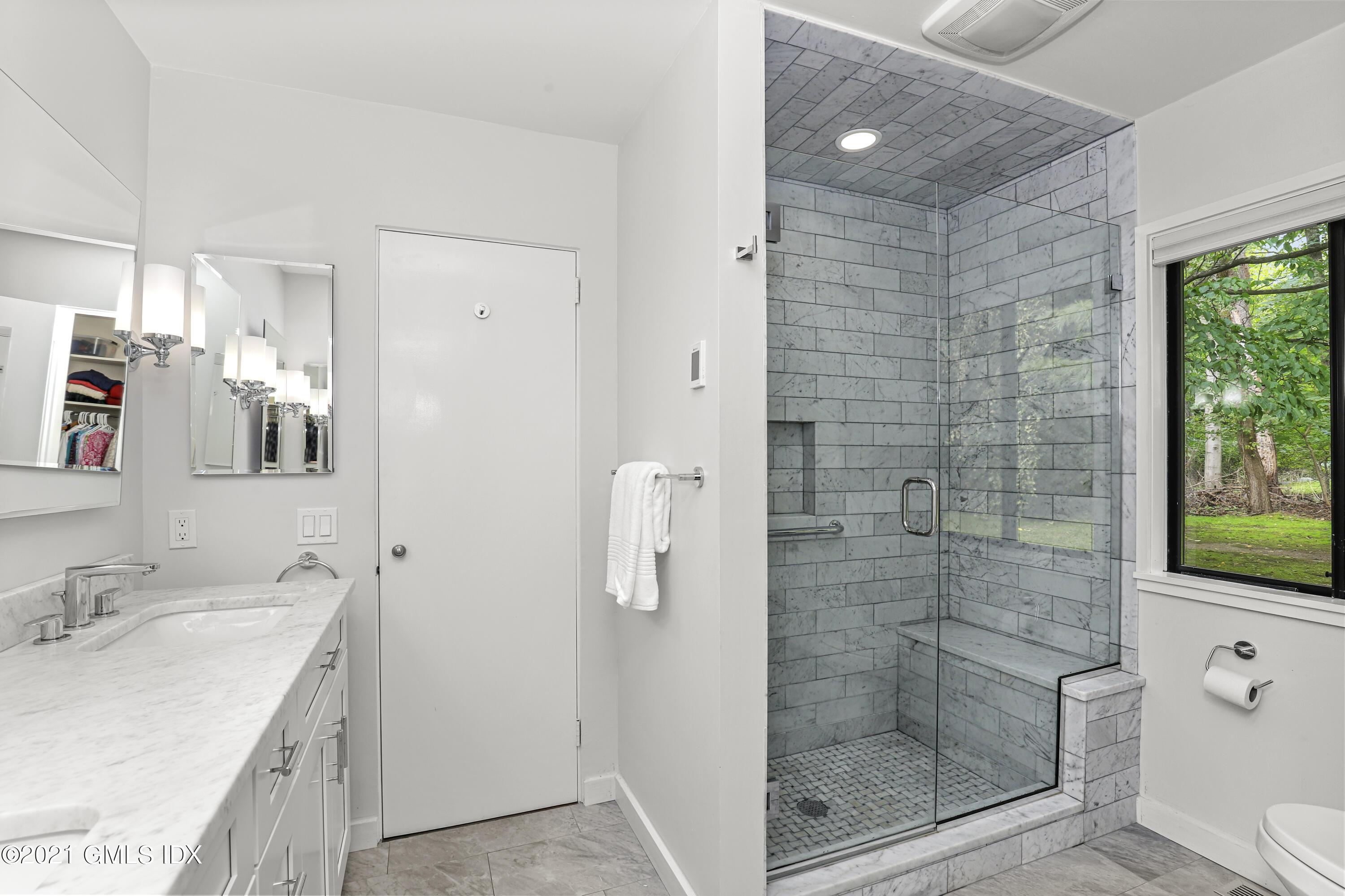21 Wooddale Road Greenwich, CT 06830 - Photo 18 of 21 21 Wooddale Rd Greenwich CT-print-017-01
