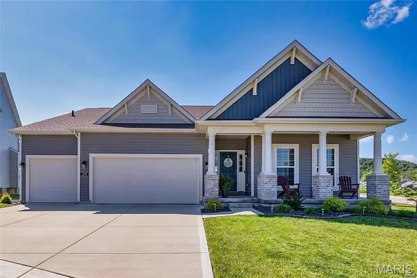 $588,000 | 208 Willow Ridge Court, Eureka, MO 63025