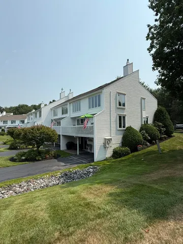 $724,900 | 23 Clifford Road, Unit 17, Naples, ME 04055