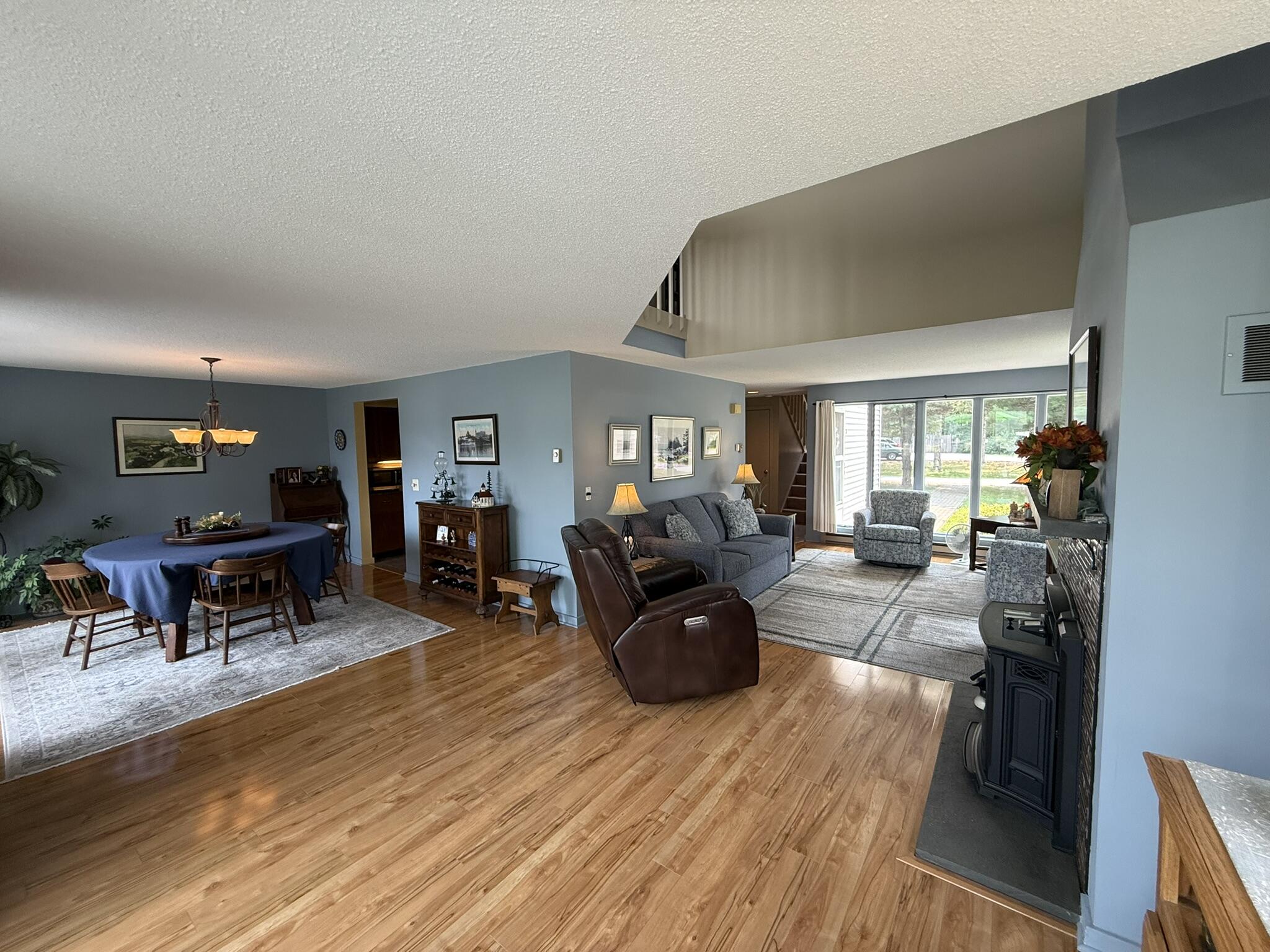 23 Clifford Road, Unit 17 Naples, ME 04055 - Photo 7 of 62 IMG_5426