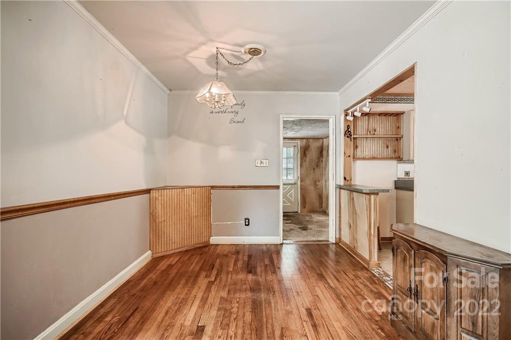 4885 Oglethorpe Place Charlotte, NC 28209 - Photo 5 of 22