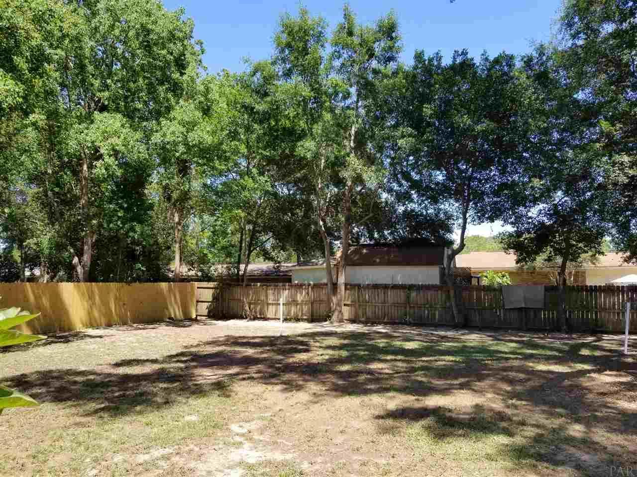 7320 Martinique Road Pensacola, FL 32504 - Photo 20 of 22 Gallery Image 20