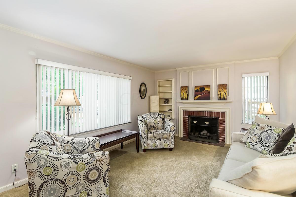 888 Pleasant Ridge Avenue Bexley, OH 43209 - Photo 5 of 45