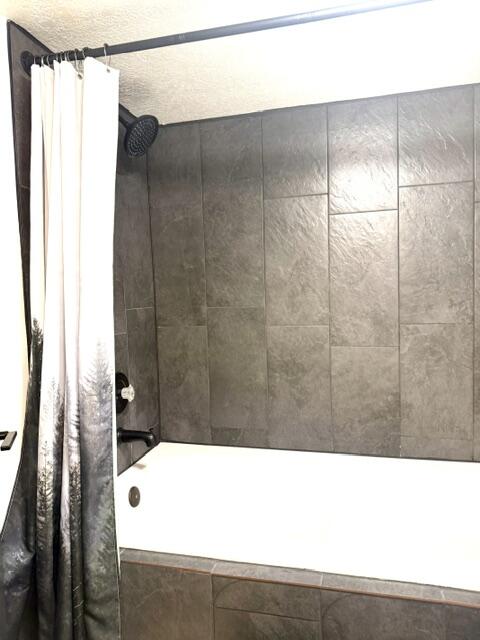 150 Ridgeview Street, Unit 221 Brian Head, UT 84719 - Photo 18 of 31 Remodeled bathroom