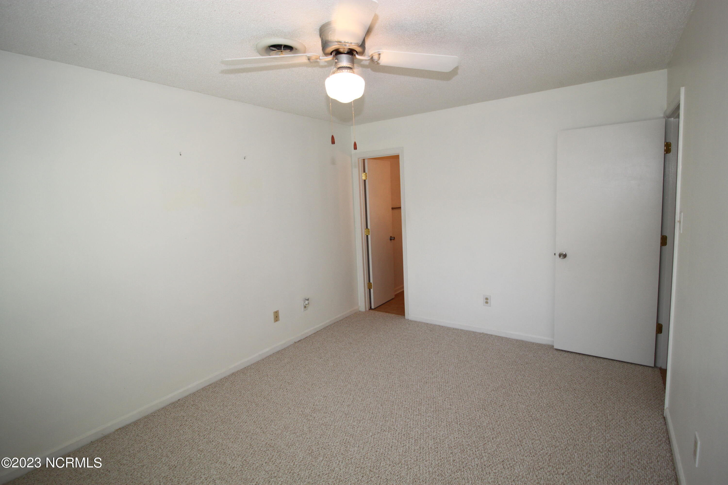 602 North Gate Road Morehead City, NC 28557 - Photo 11 of 23 Master BR