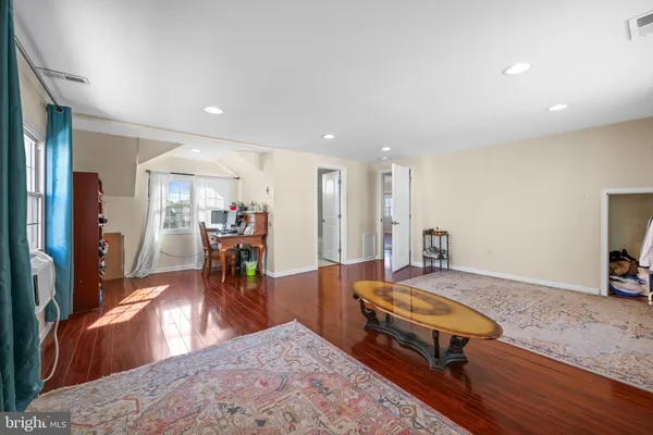 $459,000 | 720 Kedron Avenue, Morton, PA 19070