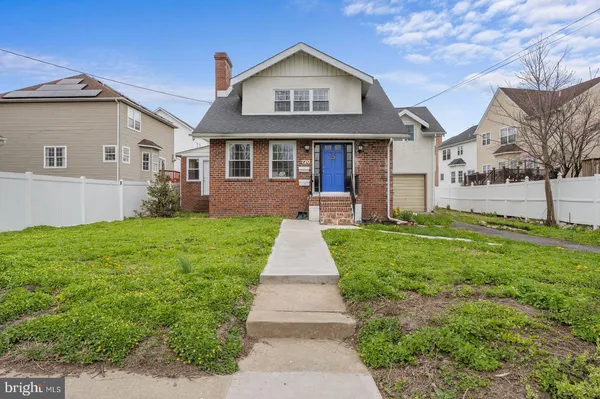 $459,000 | 720 Kedron Avenue, Morton, PA 19070