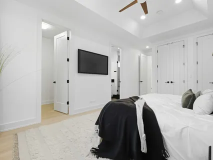 $1,150,000 | 2906 North Woodard Street, Chicago, IL 60618