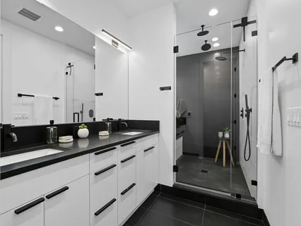 $1,150,000 | 2906 North Woodard Street, Chicago, IL 60618