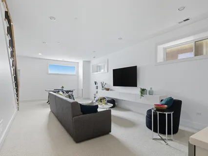 $1,150,000 | 2906 North Woodard Street, Chicago, IL 60618