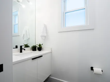 $1,150,000 | 2906 North Woodard Street, Chicago, IL 60618