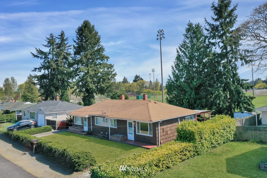 6012 Wildaire Road Southwest Lakewood, WA 98499 - Photo 2 of 19 Gallery Image 2