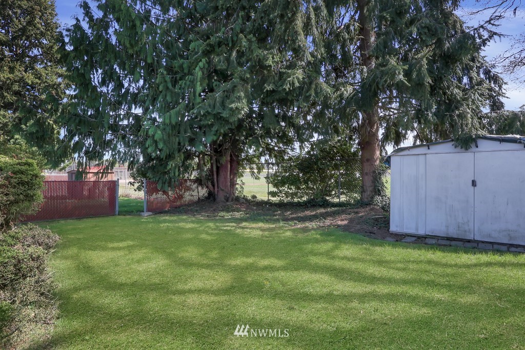 6012 Wildaire Road Southwest Lakewood, WA 98499 - Photo 14 of 19 Gallery Image 14