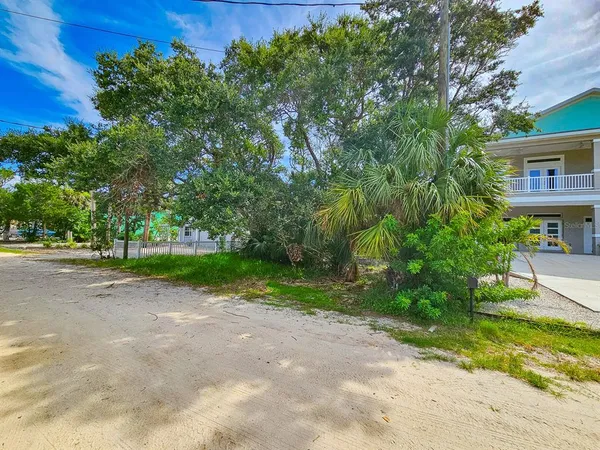$169,900 | 2721 South John Bull Street, Flagler Beach, FL 32136