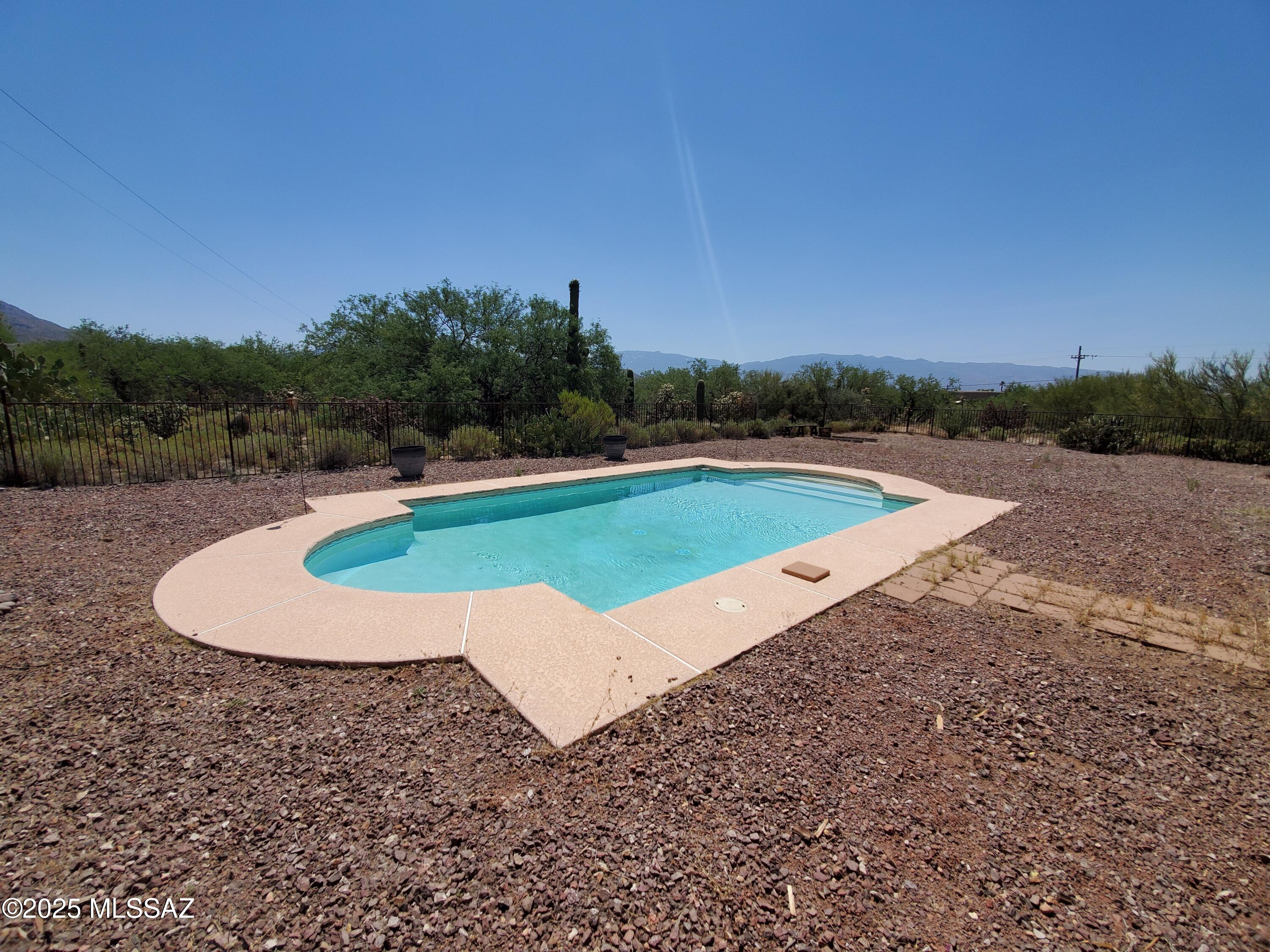 11065 East Snyder Road Tucson, AZ 85749 - Photo 11 of 49 original - 2025-04-02T120927.419