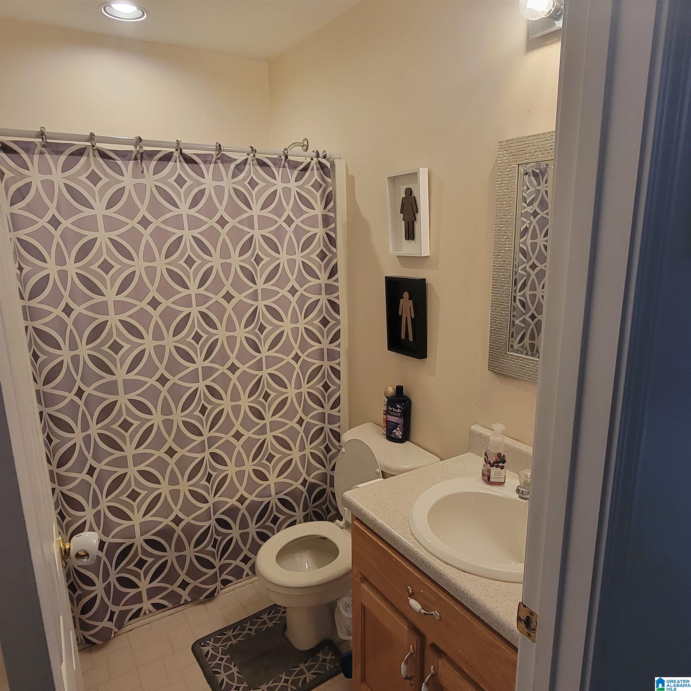 210 Church Street Oneonta, AL 35121 - Photo 13 of 17