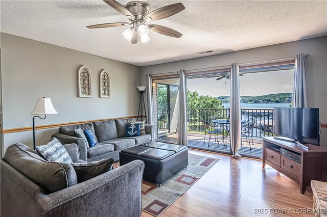 $229,900 | 40 Robinwood Drive, Unit 1C, Lake Ozark, MO 65049