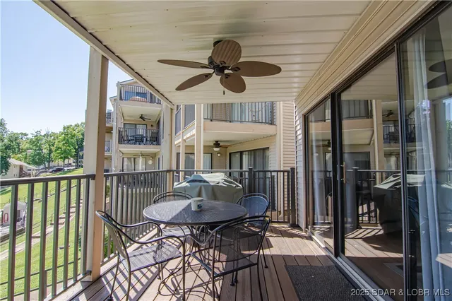 $229,900 | 40 Robinwood Drive, Unit 1C, Lake Ozark, MO 65049
