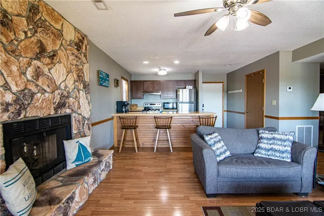 $229,900 | 40 Robinwood Drive, Unit 1C, Lake Ozark, MO 65049