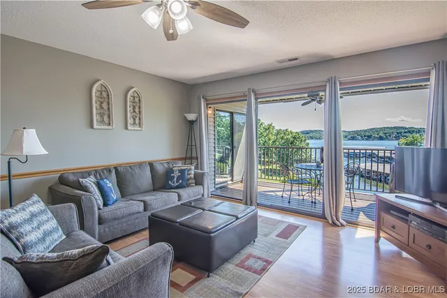 $229,900 | 40 Robinwood Drive, Unit 1C, Lake Ozark, MO 65049