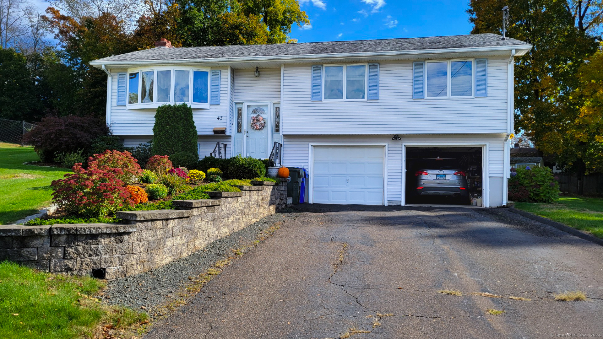 43 Eckert Road Newington, CT 06111 - Photo 1 of 1 Gallery Image 1