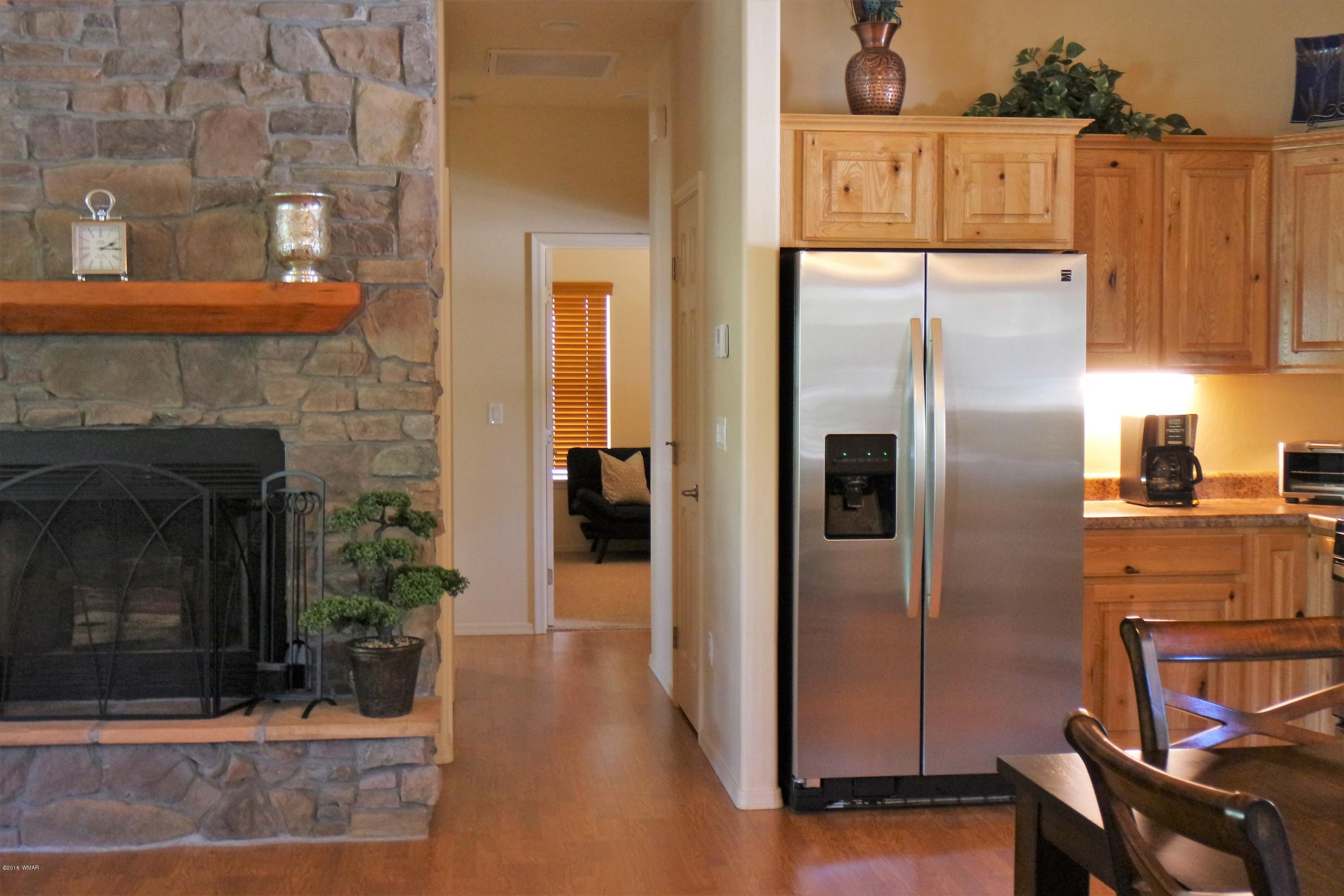 1040 Cedar Ridge Run Show Low, AZ 85901 - Photo 15 of 52 Gallery Image 15
