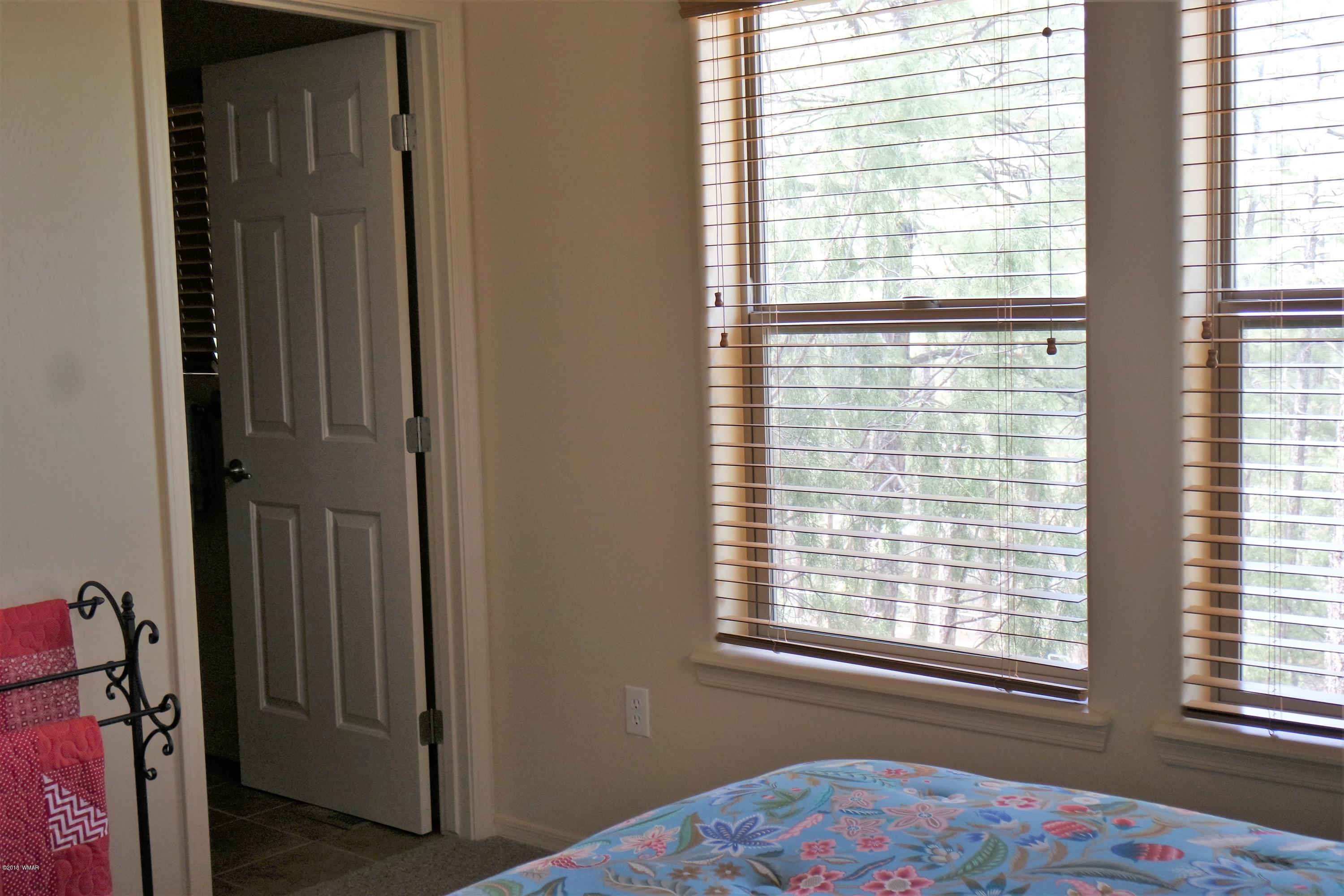 1040 Cedar Ridge Run Show Low, AZ 85901 - Photo 28 of 52 Gallery Image 28