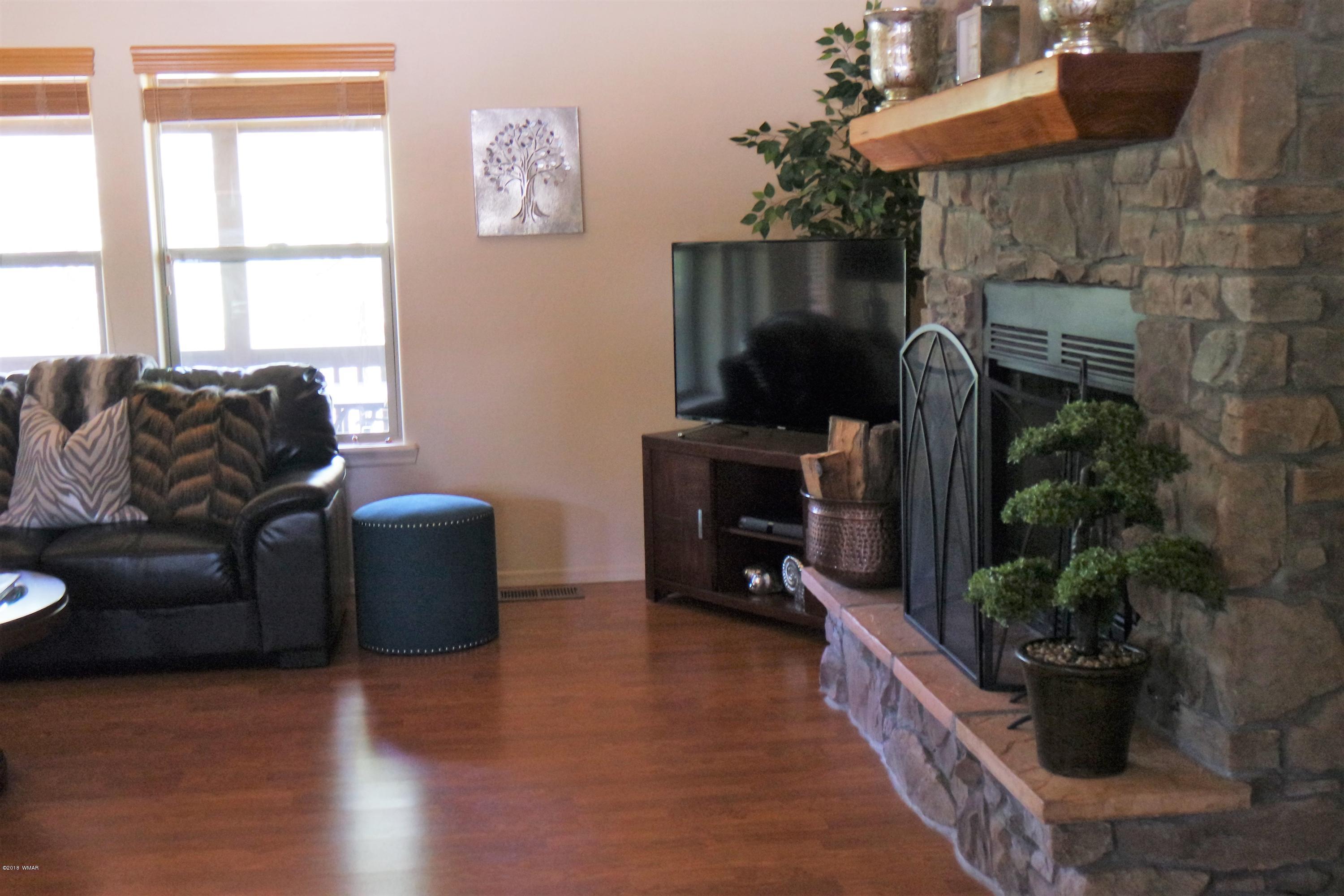 1040 Cedar Ridge Run Show Low, AZ 85901 - Photo 9 of 52 Gallery Image 9