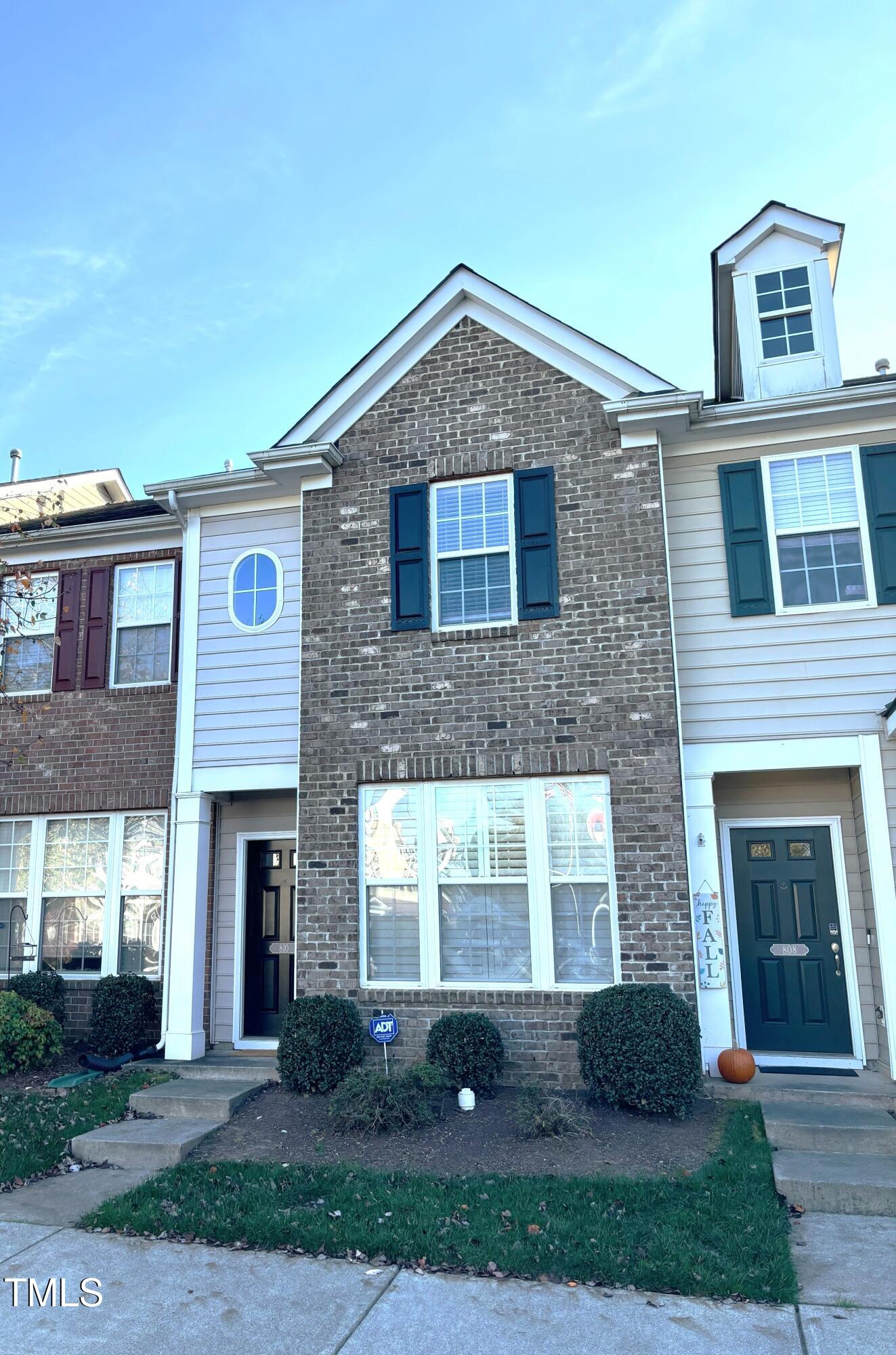 810 Bryan Street Raleigh, NC 27603 - Photo 1 of 33 Front of House