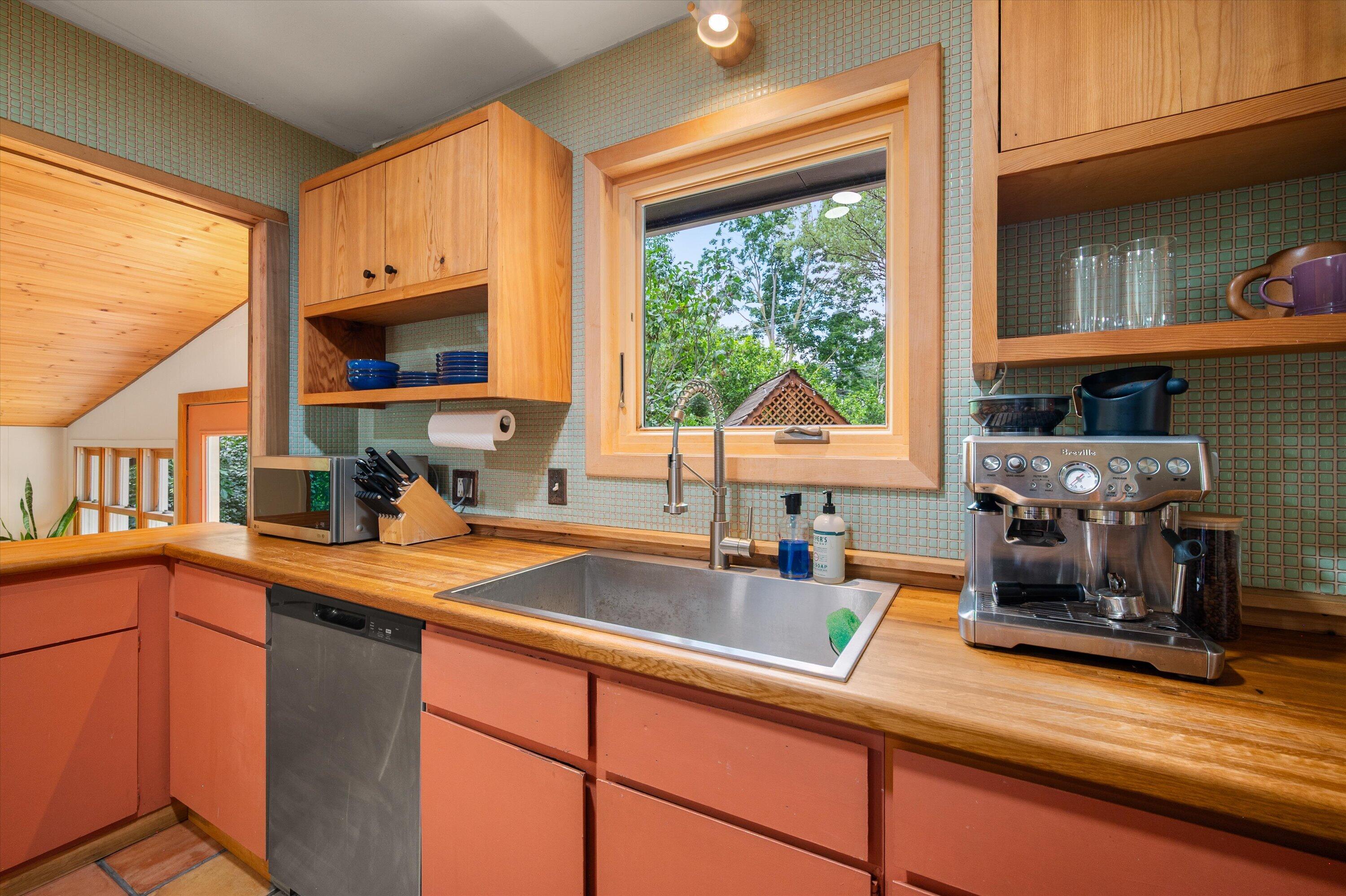 2890 Kimberley Road Ann Arbor, MI 48104 - Photo 10 of 45 16-016
