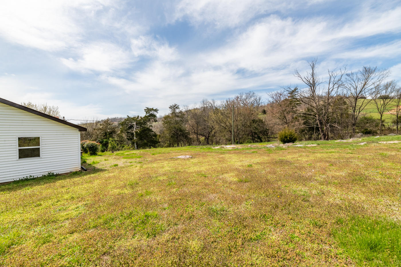 672 Clinch Valley Road Powder Springs, TN 37848 - Photo 5 of 23 672-Clinch-Valley-Rd-Powder-Springs-TN-2