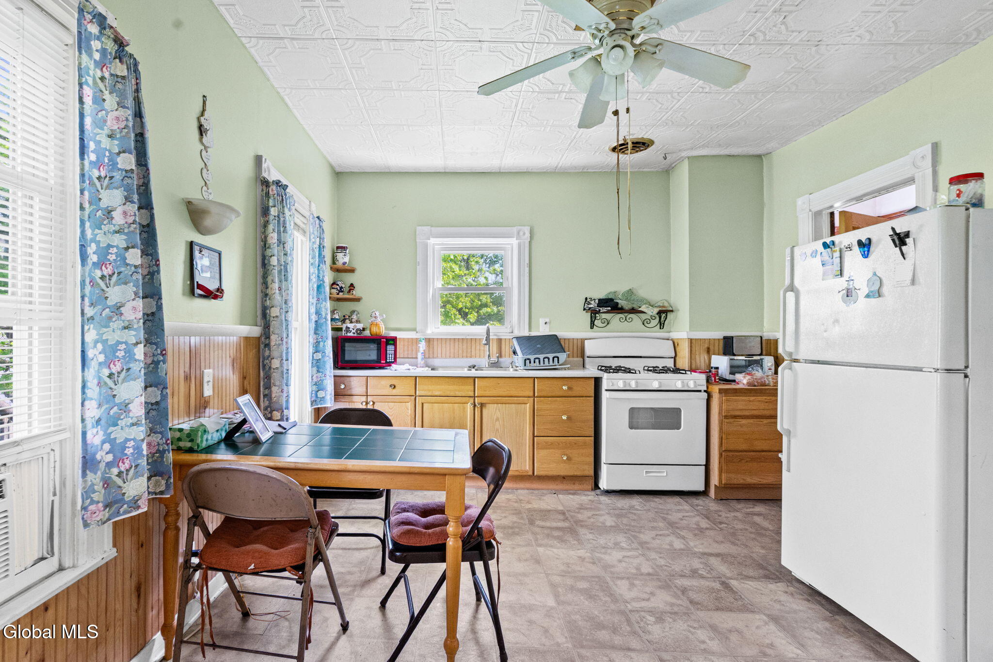 4 West Clinton Street Johnstown, NY 12095 - Photo 12 of 31 13-web-or-mls-4-w-clinton-st