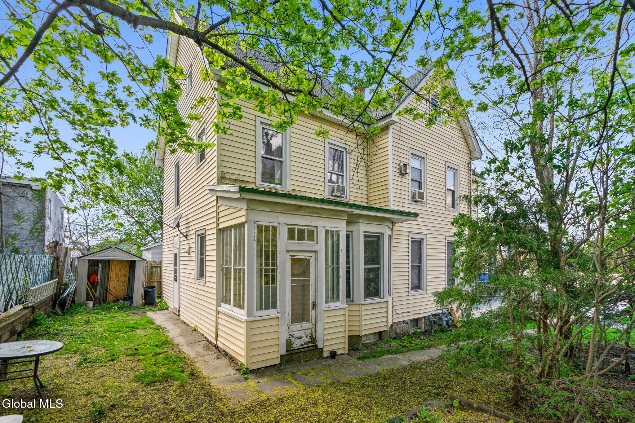 4 West Clinton Street Johnstown, NY 12095 - Photo 3 of 31 3-web-or-mls-4-w-clinton-st