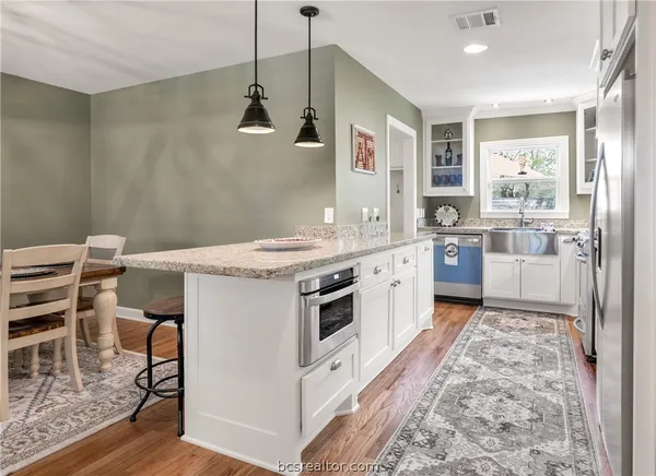 $625,000 | 902 Woodland Parkway, College Station, TX 77840