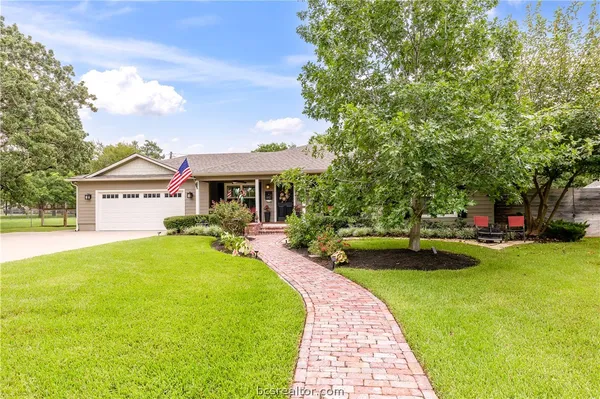$625,000 | 902 Woodland Parkway, College Station, TX 77840