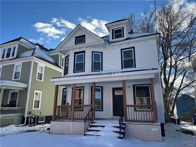 $179,900 | 129 West Pleasant Avenue, Syracuse, NY 13205