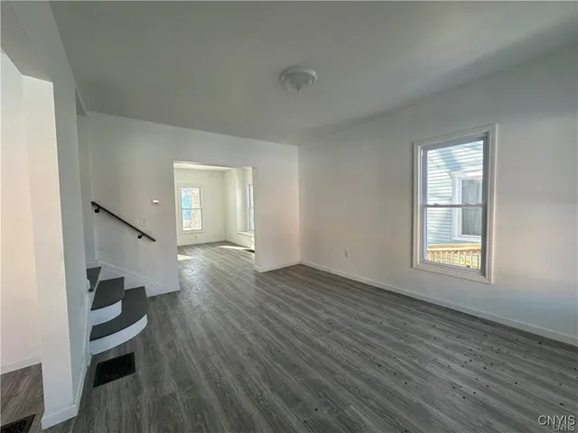 $179,900 | 129 West Pleasant Avenue, Syracuse, NY 13205