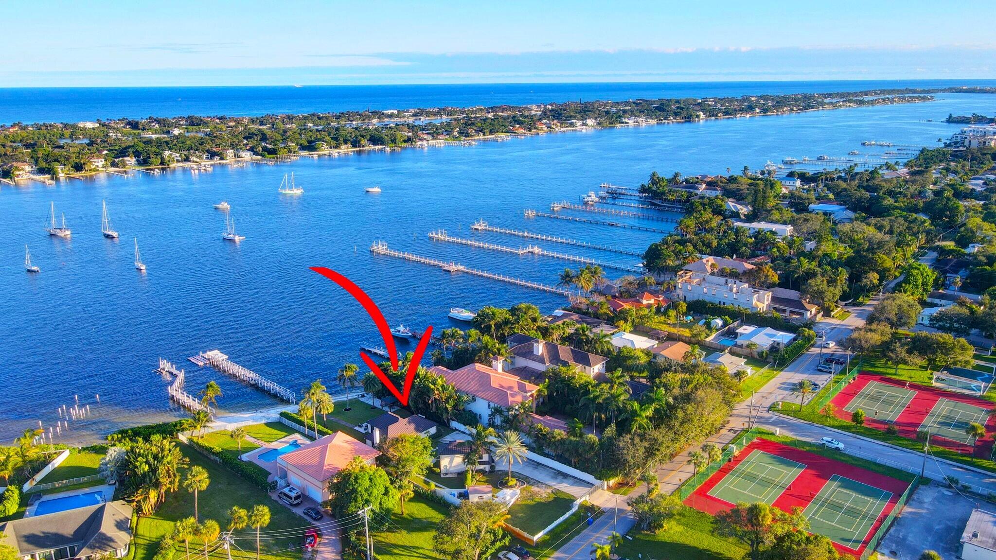 310 South Lake Drive Lantana, FL 33462 - Photo 60 of 65 59-web-or-mls-House air (6)