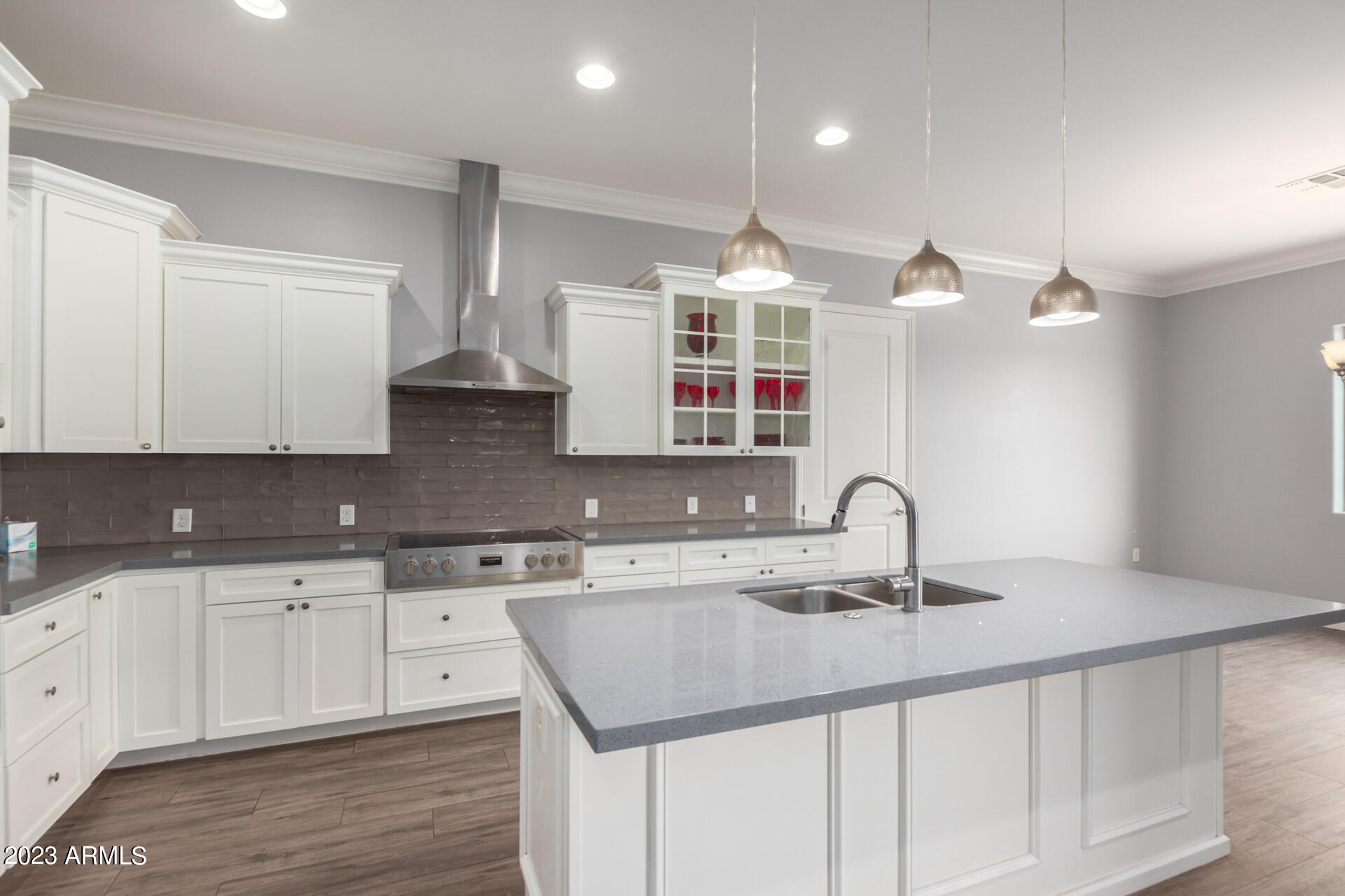 10318 East Broadway Road Mesa, AZ 85208 - Photo 13 of 32 kitchen
