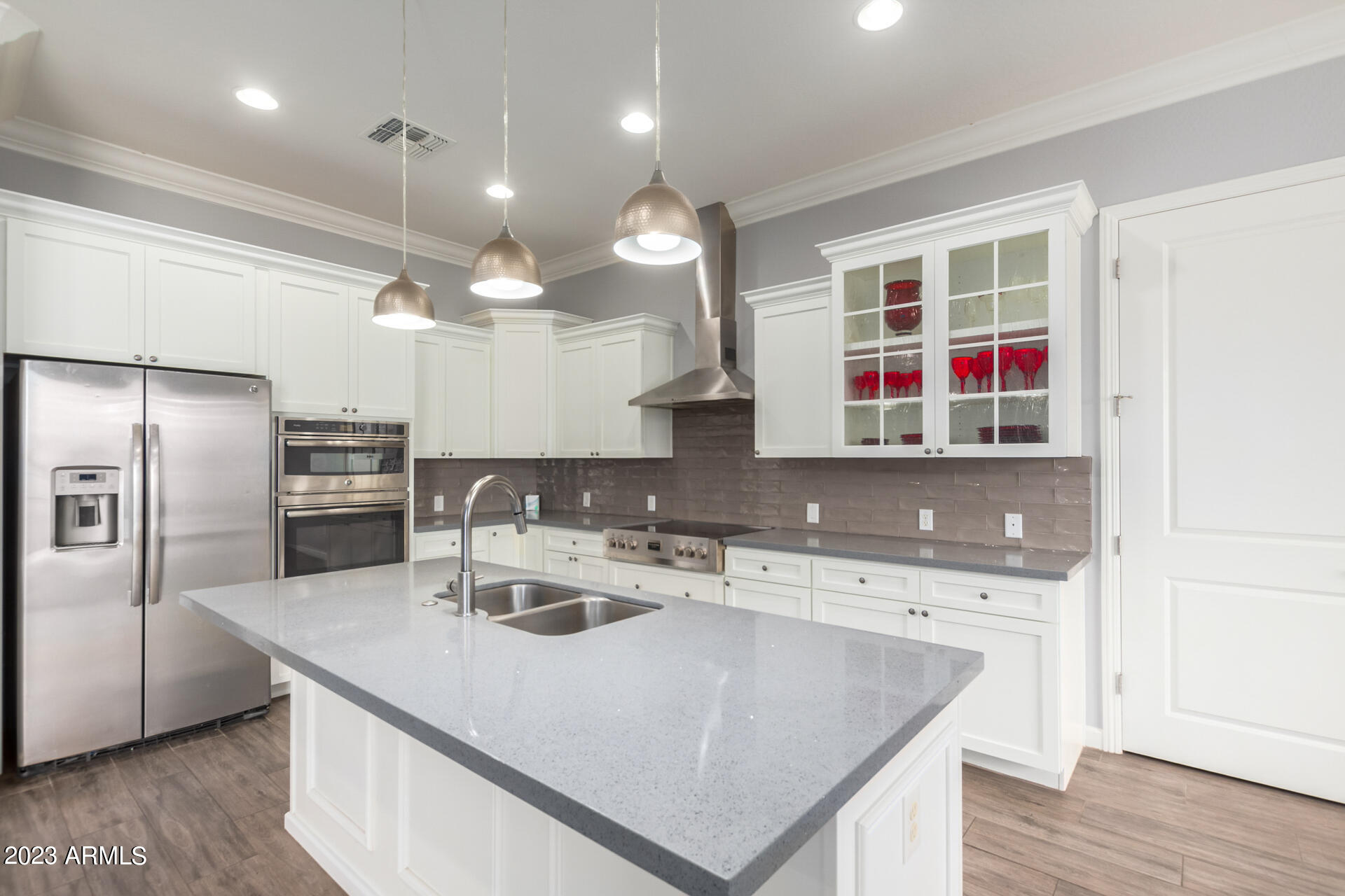 10318 East Broadway Road Mesa, AZ 85208 - Photo 15 of 32 kitchen