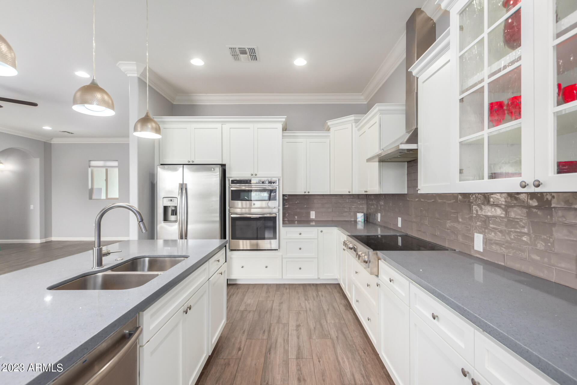 10318 East Broadway Road Mesa, AZ 85208 - Photo 16 of 32 kitchen