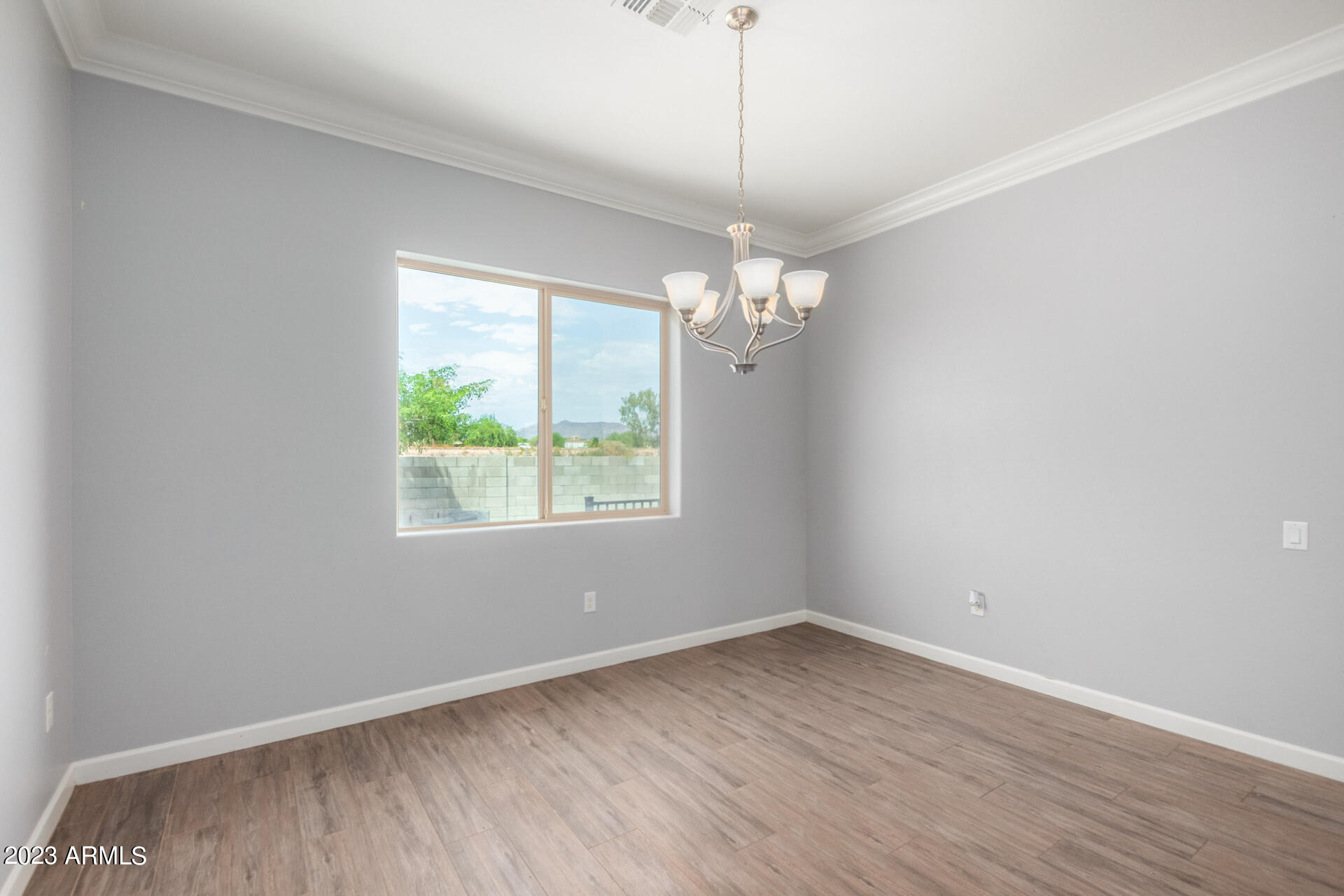 10318 East Broadway Road Mesa, AZ 85208 - Photo 9 of 32 Dinning room