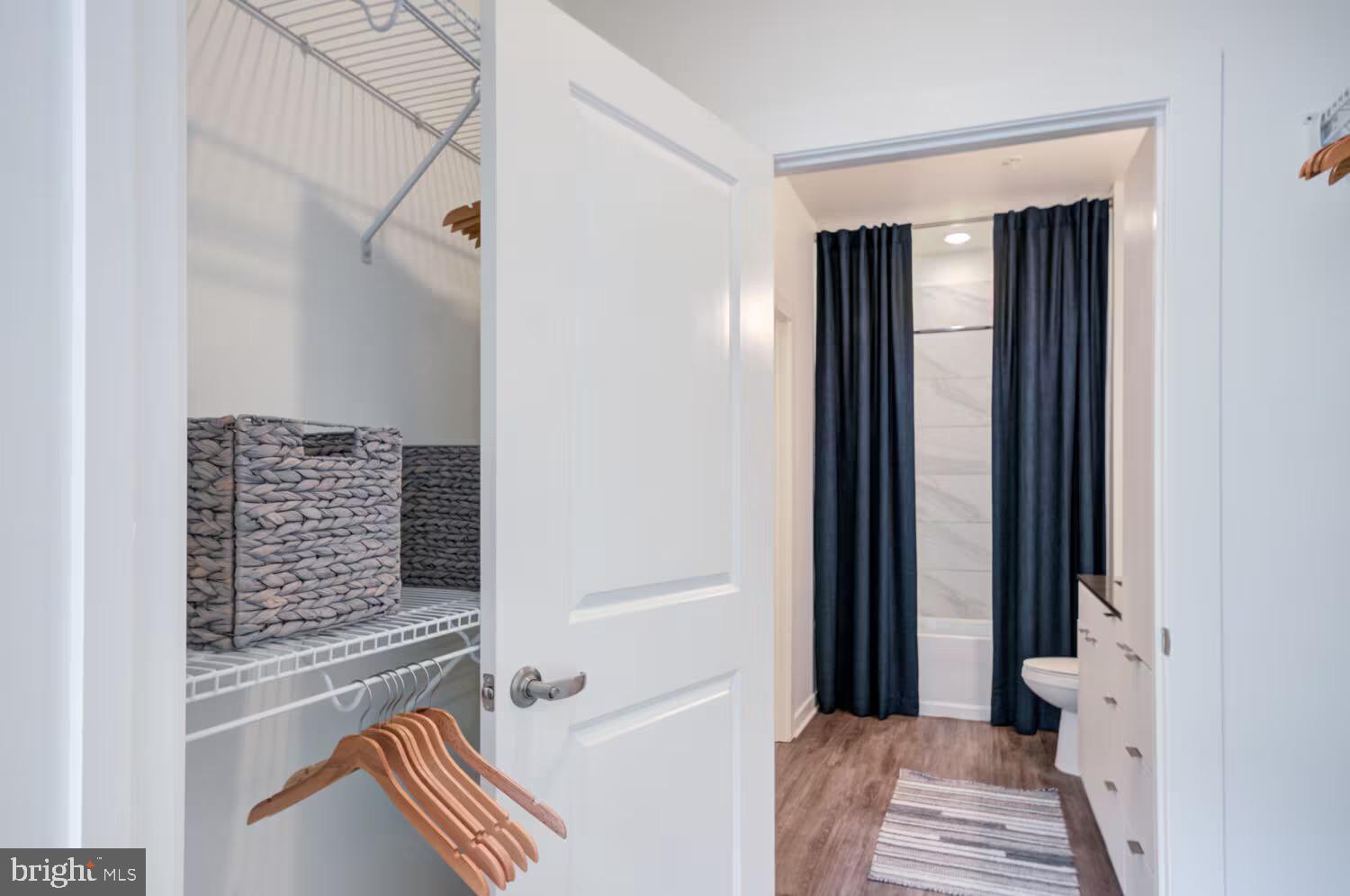 501-31 North Christopher Columbus Boulevard, Unit 2313 Philadelphia, PA 19123 - Photo 17 of 38 a bathroom with a bathtub and shower