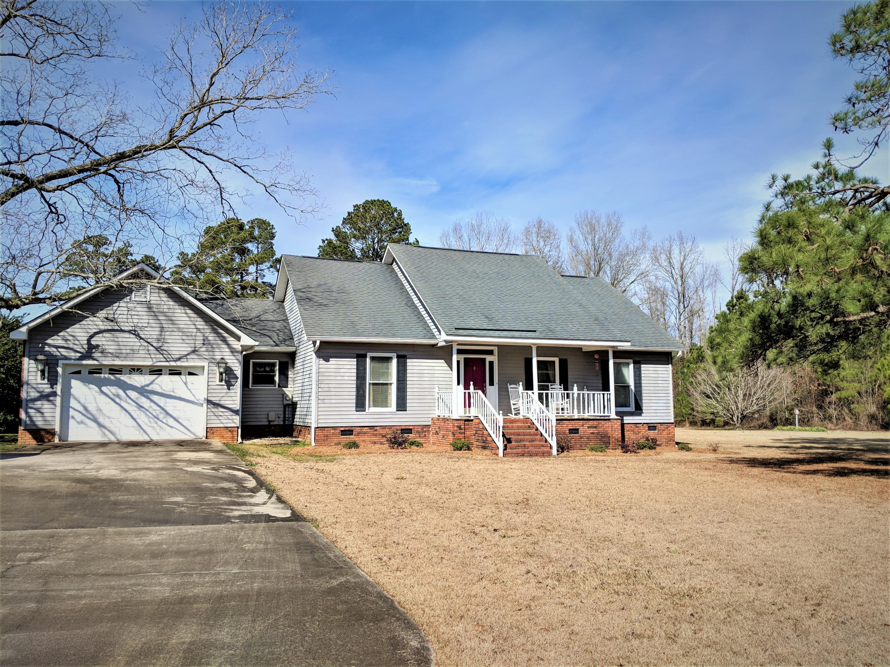 1072 Tom Charles Road Summerton, SC 29148 - Photo 1 of 26 Front View