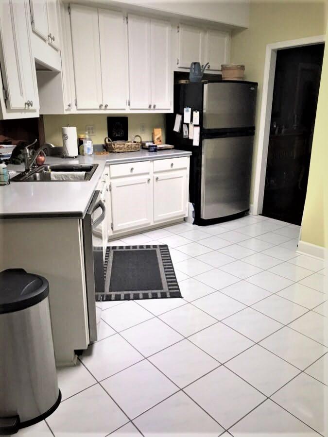 1072 Tom Charles Road Summerton, SC 29148 - Photo 7 of 26 Kitchen